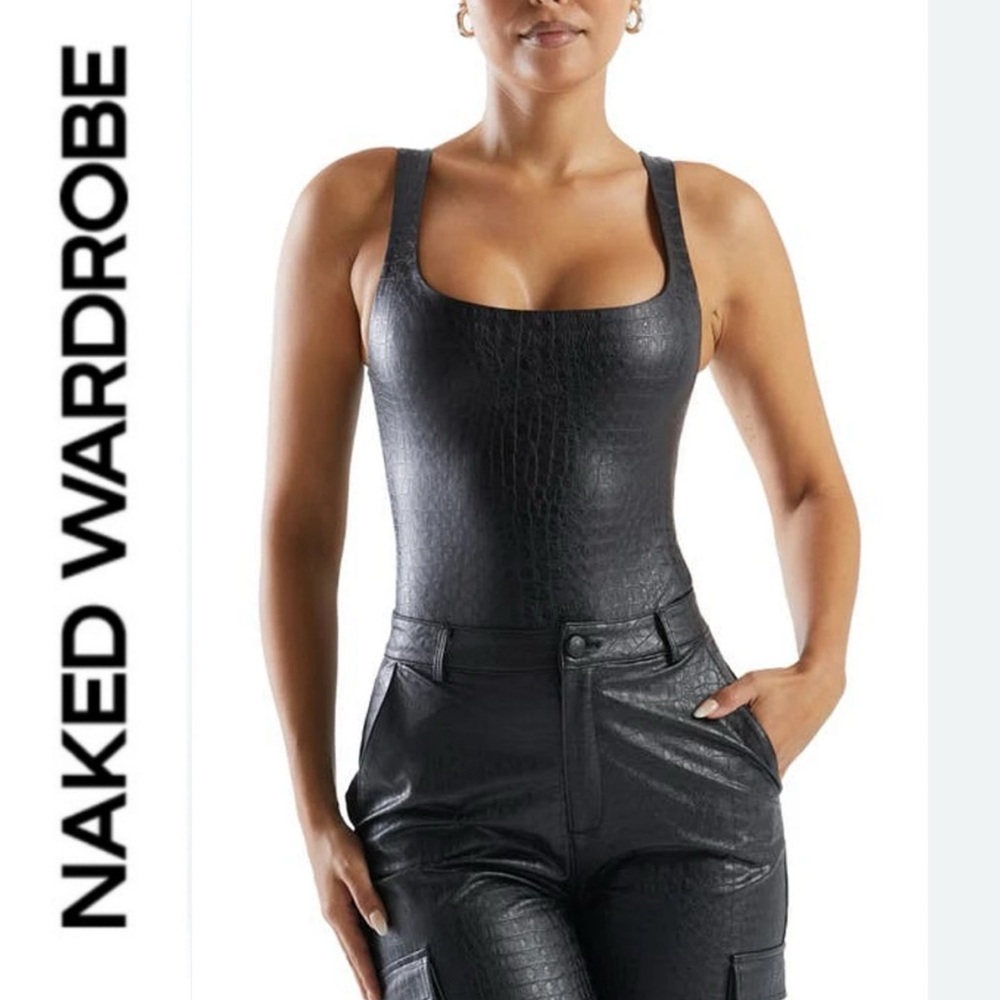 Naked Wardrobe 🖤 scooped croc bodysuit - Black- Small